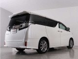 当店では、厳選された車両のみ展示しております。アルファード・ヴェルファイアに特化した専門店ならではの豊富な在庫の中から、お気に入りの一台をお探しください!