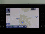 ディスプレイオーディオを装備。スマホとクルマをつなぐことで、これまでのナビに加えて、いろんなサービスが楽しめます