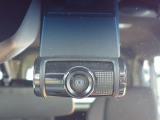 ◆【ドライブレコーダー】映像・音声などを記録する自動車用の装置です。もしもの事故の際の記録はもちろん、旅行の際の思い出としてドライブの映像を楽しむことができます。