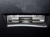 ETC車載器付きです。高速道路の料金所もスムーズに通過できます。