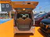 トランクの画像です!当店のカーライフアドバイザーがお客様にぴったりの車両をご提案致します!