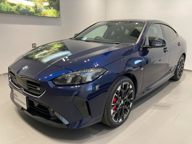 2シリーズグランクーペ M235 xドライブ 4WD 