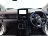 見通しのよいすっきりとした視界で、誰でも運転しやすいです。運転のしやすさは疲れにくさにも繋がりますよ♪