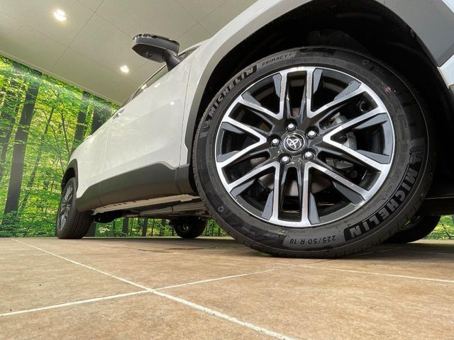 トヨタ カローラクロス 1.8 ハイブリッド Z の中古車詳細 (15km