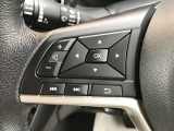 【ステアリングスイッチ】ステアリングを握ったままオーディオ等がコントロール出来ますので、利便性だけでなく事故防止にも繋がります。