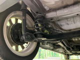 お車を安心してお乗りいただく為には、足回りの定期点検が欠かせません。サービスサポート(有償保証)では無料点検もご提供しており、安心のカーライフをお過ごしいただけるサポート体制が整っています。