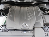 力強いトルクと高い環境性能を誇る直列6気筒ディーゼルエンジンを縦置き配置した、MAZDAの新世代プラットフォーム
