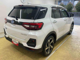 当店では車両本体価格以外に、諸費用を含めた支払総額も表示しておりますので、お客様の予算にピッタリのおクルマお選びができます。コーティングやJAFをセットにしたオトクな購入パックも好評です。