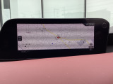 フルセグTVにナビSD付きです♪お好みに合わせてお車の各種設定を調整出来ます★USB接続端子やブルートゥース機能ももちろん搭載!手元のコマンダーで安全に操作出来ます。
