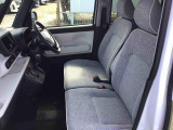 中古車を買うことの 「不安」 「心配」 も一緒に解決させて下さい♪ ディーラーならではの 「安心」 「ご満足」 を提供致します。