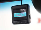 ◆ドライブレコーダー◆映像・音声などを記録する自動車用の装置です。 もしもの事故の際の記録はもちろん、旅行の際の思い出としてドライブの映像を楽しむことができます。