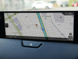 マツダコネクトの12.3インチワイドセンターディスプレイです。『Android Auto』『Apple CarPlay』や独自のコネクテッドサービスに対応したインターフェイスシステムです。