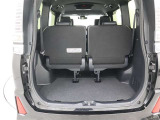 3列目を跳ね上げれば、広大な荷室が出現します!奥様の家具またはお子さんの自転車などをお店で買ってそのまま持って帰れるますよ!