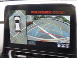 「パノラミックビューモニター」でクルマを真上から見るように周囲を確認でき、駐車の際に大活躍☆