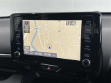 純正ナビを装備。タッチパネル式で使いやすく、お出かけもラクラクです。