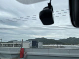 今やまさかの時のドライブレコーダー! 運転状況を映像と音声で記録します。