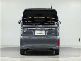 ◆車線維持支援システム(LKAS)◆システムが車線を検知し車が車線の中央付近を維持して走行するようにステアリング操作を支援します。
