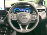 【純正革巻きステアリング】上質な革を使用することで、手にしっかり馴染みとても運転しやすいハンドルです♪
