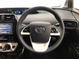 ハンドルは車を運転する上で、ずっと握っている重要なパーツです。手にフィットする物がいいですよね♪