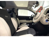 広大なヨーロッパならではの、長距離運転を前提に造られたシート。デザインだけではなく、疲れにくいことも大きな特徴です。