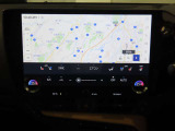 とても鮮明なモニターでルート案内も視覚ではっきりと確認していただけます。また、地図更新がご納車してから2年間無料となっております。