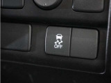 ◆VSA◆横滑り防止装置が装備されています。コーナーリング時の横すべりを抑える機能と、車両の急激な挙動変化を抑える機能で、安定した走行を実現しています。運転に安心とゆとりが出来ます。