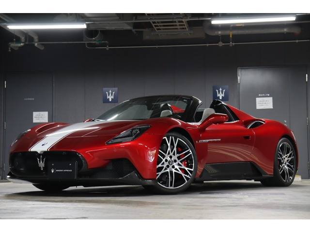 マセラティ MC20チェロ 