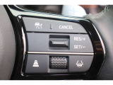 安全運転支援システムHonda SENSINGを搭載。衝突軽減ブレーキや、誤発進抑制機能、アダプティブクルーズコントロール、車線維持など複数の先進技術で安心・快適なドライブをサポートします。