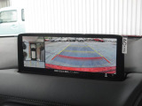 360&deg;ビューモニターを搭載しています。コーナーセンサーと合せてお使いいただくことで、安全、安心にお車の取り回しを行っていただけます。