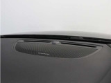 【harman/kardon】世界のオーディオファン垂涎のプレミアムサウンドシステムを搭載。原音に近い音場空間を忠実に再現。乗る人すべてに最良の音響体験を提供します。