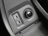 USB-Cポート・シガーソケットが装備されています!