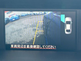 【サイドカメラ】停車・駐車時に死角になりがちな運転席から見えづらい部分の障害物を確認できます!雨天時や夜間などは特に活躍してくれるアイテムです。