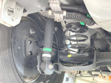 お車を安心してお乗りいただく為には、足回りの定期点検が欠かせません。サービスサポート(有償保証)では無料点検もご提供しており、安心のカーライフをお過ごしいただけるサポート体制が整っています。