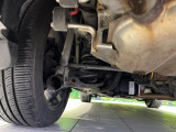 お車を安心してお乗りいただく為には、足回りの定期点検が欠かせません。サービスサポート(有償保証)では無料点検もご提供しており、安心のカーライフをお過ごしいただけるサポート体制が整っています。