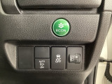 滑りやすい道路でも、安定してカーブを曲がることができるVSA装置搭載!