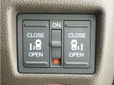 ◆両側電動スライドドア◆狭い駐車場でも乗り降りが楽々♪お子様が隣の車にドアを当ててしまう心配もございません!小さなお子様連れの方もこれで安心。