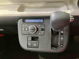 納車前にはプロのメカニックが、各部の点検を行います。ディーラーにしか出来ない品質、そしてサービスできっと満足していただけると思います!