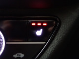 運転席/助手席にシートヒーター付いてます。あったかホカホカシートヒーター で快適です。