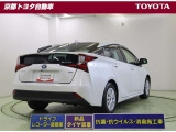 駐車時などの衝突の回避や軽減を図る駐車支援システム【PKSB】で安心をサポート、道路標識をディスプレイ確認できる【ロードサインアシスト】で見落とし防止をサポートします。