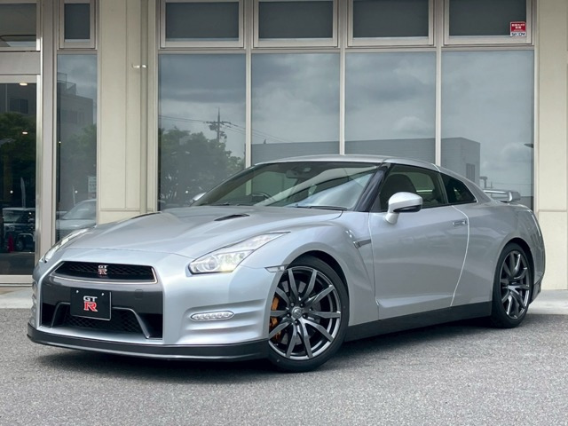 GT-R 3.8 ピュアエディション 4WD 