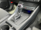そのモデルの特性に合わせたトランスミッションを採用することにより、駆動力への伝達効率が高く、燃費性能にも大きく寄与しています。詳しくは0078-6002-900146中古車スタッフまで