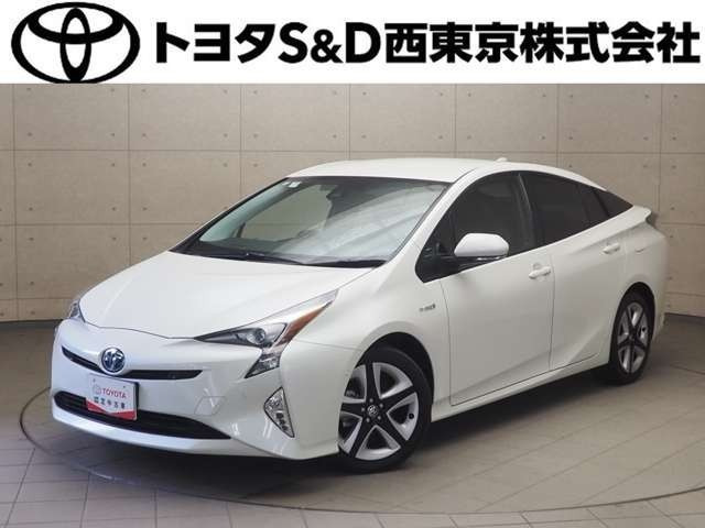 トヨタ プリウス 