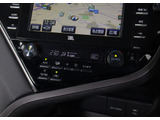 ★使いやすさや安全性を追求したステアリング周り!高級車ゆえにスイッチ類が多いのも特徴ですね!考え尽くされた配置ですぐに使いこなす事が出来ますのでご安心下さい!是非、体感してみて下さい!!