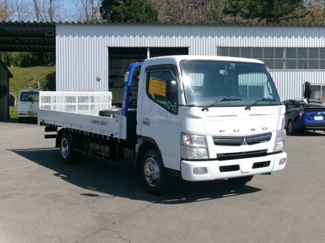 キャンター  3.3t積載車