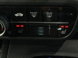 フロント両席にはシートヒーターが付いています!寒い日に便利な装備ですね。