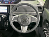 ステアリングも使用感が少なく、きれいな状態となっております♪