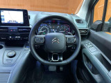 ◆LIBERALAは、輸入車選びの新たなスタイルを提案するインポート・セレクト・ブランドです。オーナー様となる方がクルマから直接感じる感性を第一にした、最良の一台との出会いをコーディネートいたします。