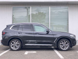 オリジナル・サービスもついたBMW自動車保険も取り扱っております。BMW自動車保険にご加入いただくと、万一のトラブルを24時間365日サポートするエマージェンシー・サービスの〈プレミアム〉をご利用いただけます。
