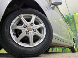 【13インチアルミホイール】外観にマッチしたアルミホイールを装着しております。各種アルミホイールや、スタッドレスタイヤも取扱いしております。是非ご相談ください♪