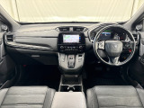 いつでも気持ちよく運転できて、使い勝手のいい収納や体をケアするシート、細部にまでこだわったインテリア♪